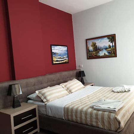 Perandor Beach Durrës Buitenkant foto